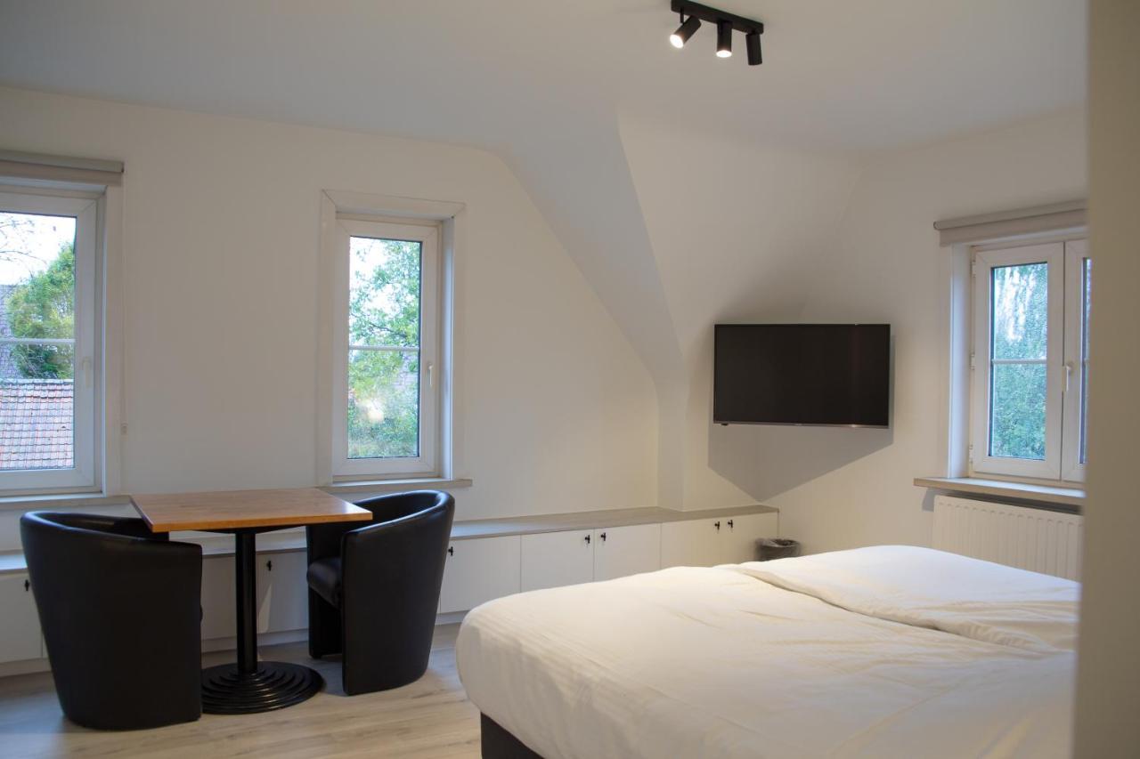Oostrozebeke Hotel Swaenenburg מראה חיצוני תמונה